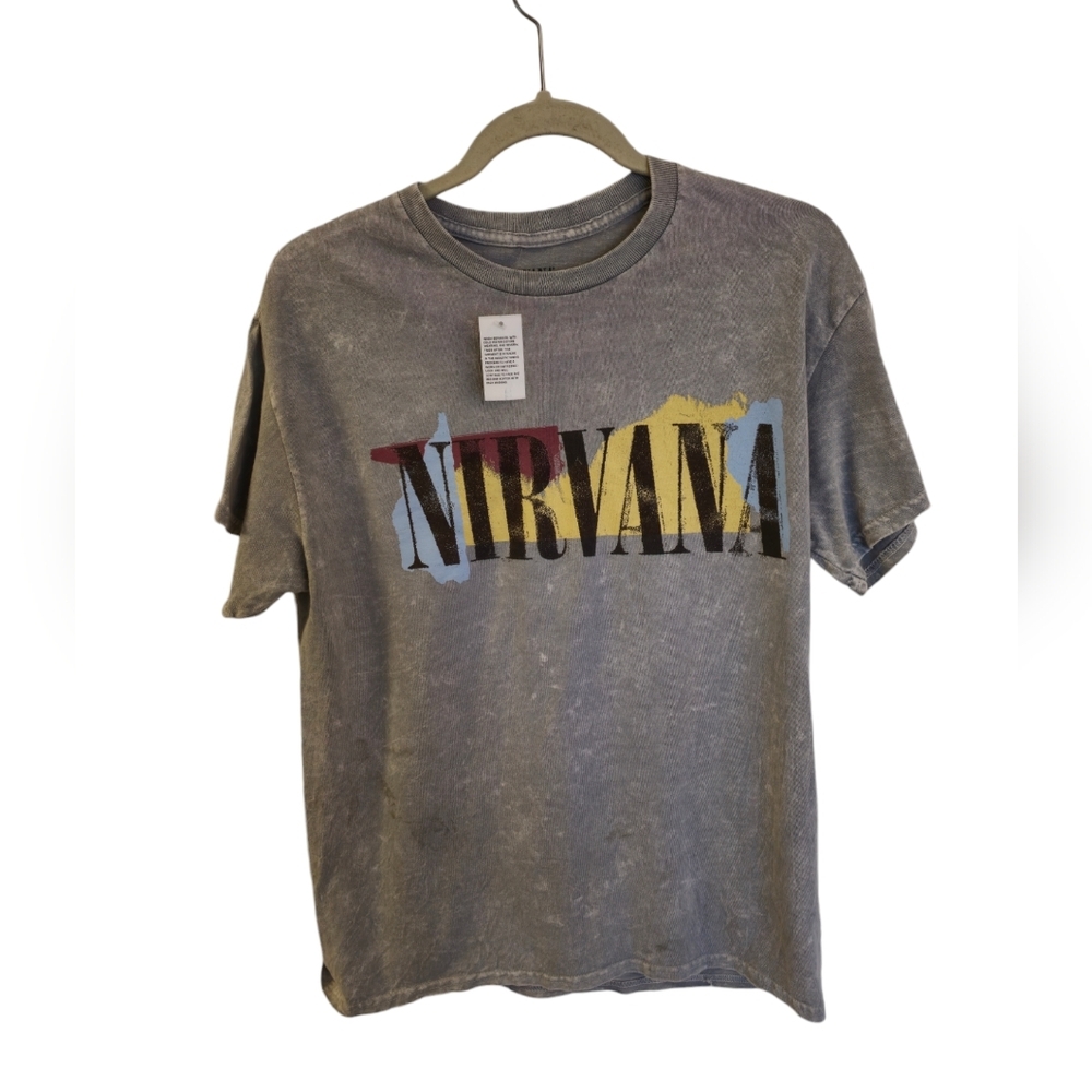 NWT Nirvana Graphic Angel SS Tshirt Distressed Worn Look Gray SZ Medium